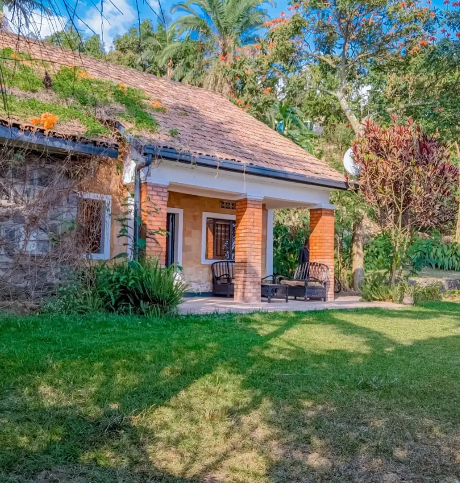 Lakeview Family House · Garden House, Rubona · Three Bedrooms on the Lake Road